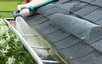 Colchester Green gutter cleaning costs